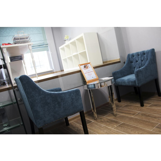 Маникюрное кресло для клиента "Azalea"